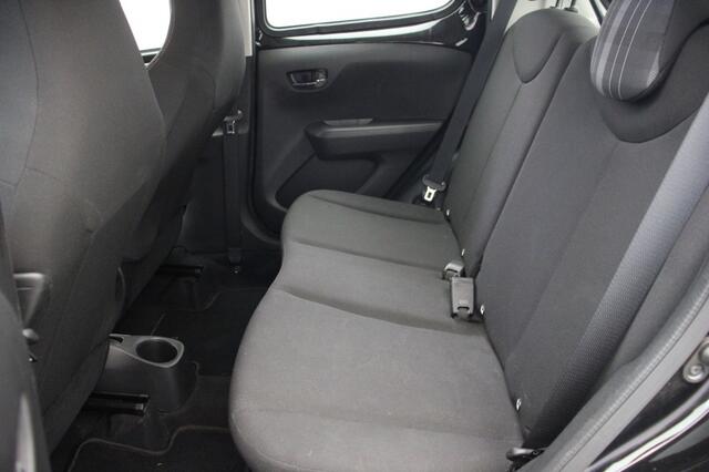 Peugeot 108 1.0 e-VTI Executive 5 Deurs - Navi, Camera, Clima