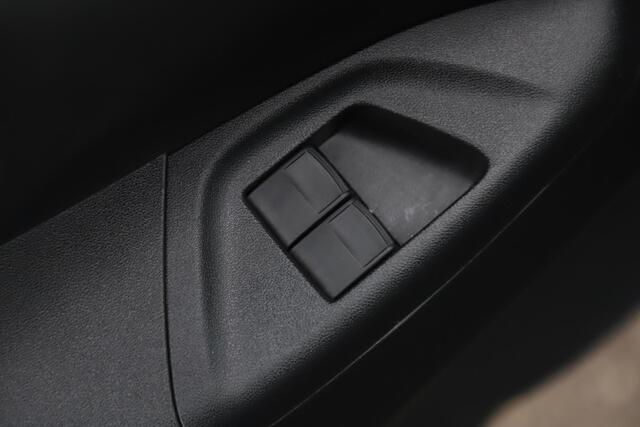 Peugeot 108 1.0 e-VTi Active NAP! 27.000KM Airco Radio Bluetooth Elektrische Ramen