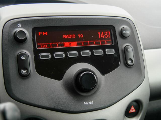 Peugeot 108 1.0 e-VTi Active | AIRCO | BLUETOOTH |