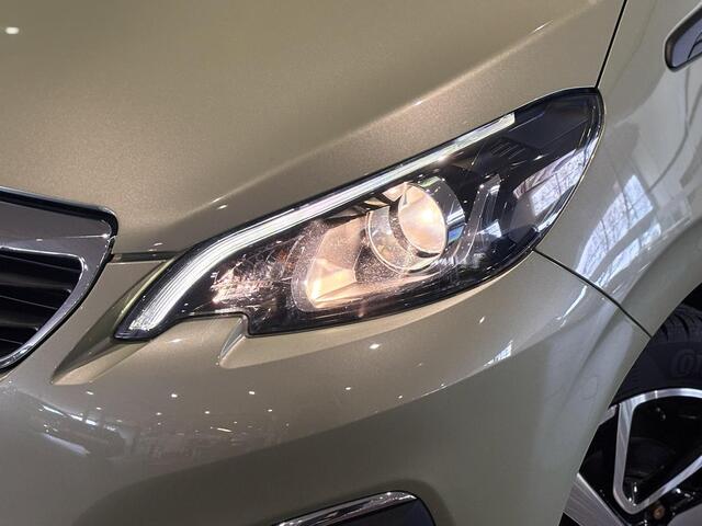 Peugeot 108 5-deurs Allure 1.0 e-VTi 72pk KEYLESS | CAMERA | APPLE CARPLAY/ANDROID AUTO | STOELVERW. | AIRCO