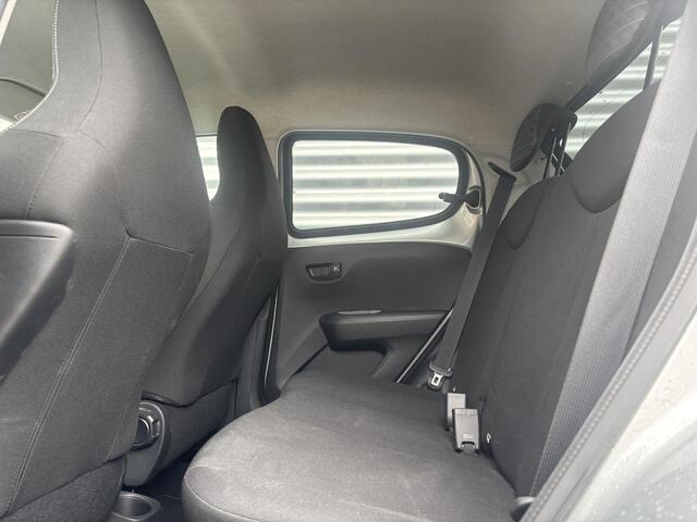 Peugeot 108 5-deurs Active 1.0 VTi 68pk | BLUETOOTH | DAB+ | AIRCO | ISOFIX | MISTLAMPEN | PACK PREMIUM | EXTRA GETINTE ACHTERRUITEN