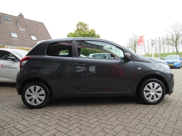 Peugeot 108 1.0 e-VTi Access | LED Dagrijverlichting | 1ste Eigenaar | Zuinig | Incl. BOVAG Garantie | Metallic Lak |