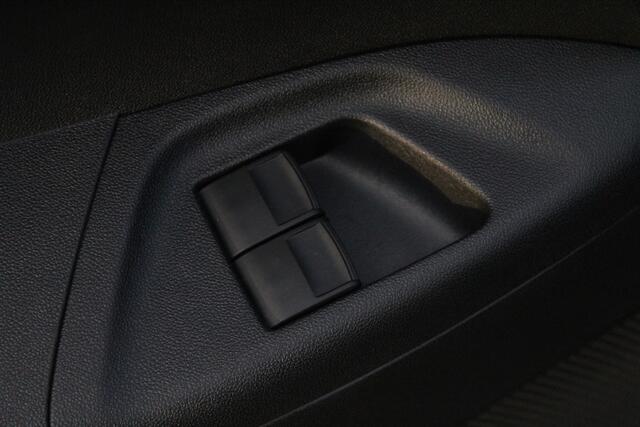 Peugeot 108 1.2 Puretech Allure TOP! Cabriolet