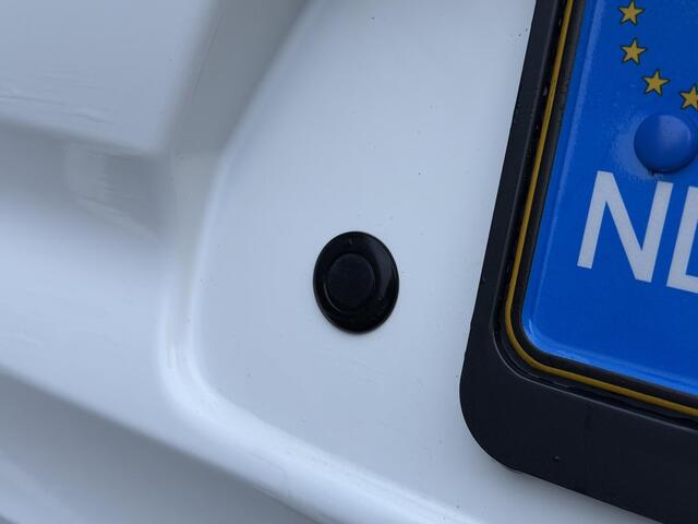 Peugeot 108 Style 1.0 e-VTi 72PK 5DRS Airco, Parkeersensoren Achter, Elektrische Ramen, Elektrisch Verstelbare Buitenspiegels