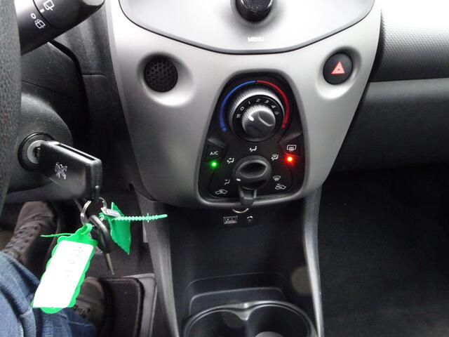 Peugeot 108 1.0 e-VTi Active Airco, mistlampen, dagrijverlichting, extra donker glas achter, elektrische ramen, centrale vergrendeling, enz.