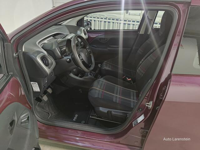 Peugeot 108 1.0 e-VTi 70pk Envy 5Drs Airco / Bluetooth