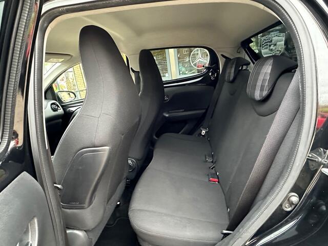 Peugeot 108 1.0 E-VTI ALLURE Automaat camera NAP-Autopas