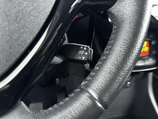 Peugeot 108 1.2 VTi Allure 82PK | Climate Control | Keyless | 15'' Inch Lichtmetalen Velgen | Achteruitrijcamera