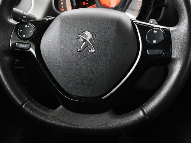 Peugeot 108 1.0 VTi Allure | 58.700km NAP | Camera | Climate control | Elektrische ramen | Bluetooth | Centrale vergrendeling | LED | Getint glas