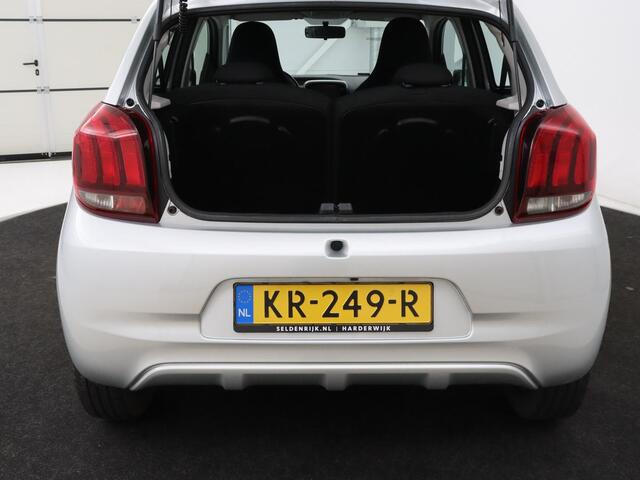 Peugeot 108 1.0 VTi Allure | 58.700km NAP | Camera | Climate control | Elektrische ramen | Bluetooth | Centrale vergrendeling | LED | Getint glas