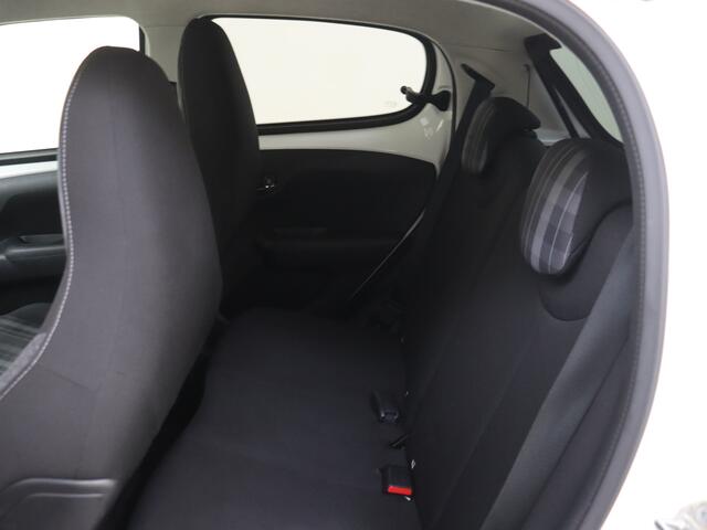 Peugeot 108 1.0 e-VTi Allure | Navigatie | Camera | Keyless Entry | Climate Control |