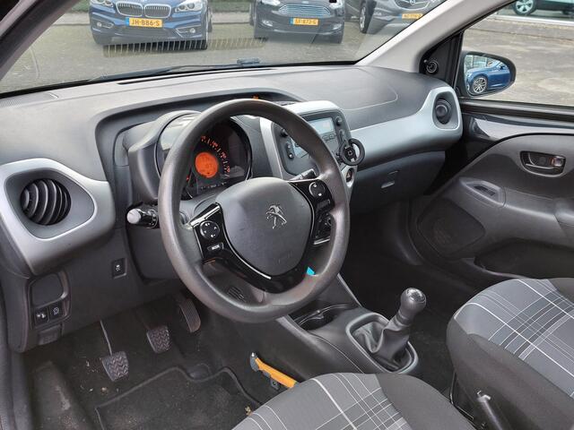 Peugeot 108 1.0 e-VTi 70pk Blue Lion 5-Deurs | Origineel NL | Airco | Bluetooth Carkit+Streaming | Cv+Ab | Elektrische Ramen | Stuurbekrachtiging | Radio/CD/MP3 | Mistlampen | Privacy Glass