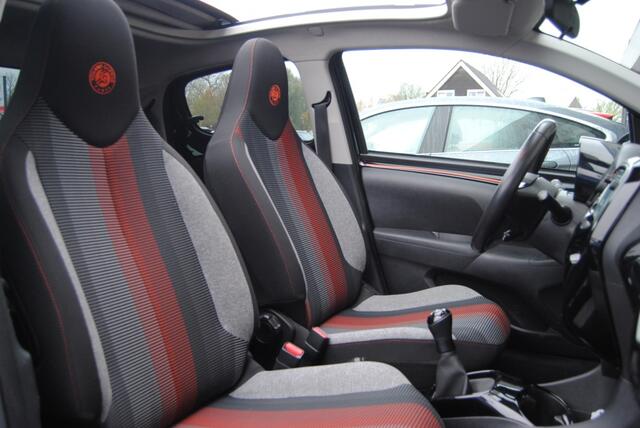 Peugeot 108 1.0 e-VTi R.G. TOP! Apple Carplay! Cruise Control