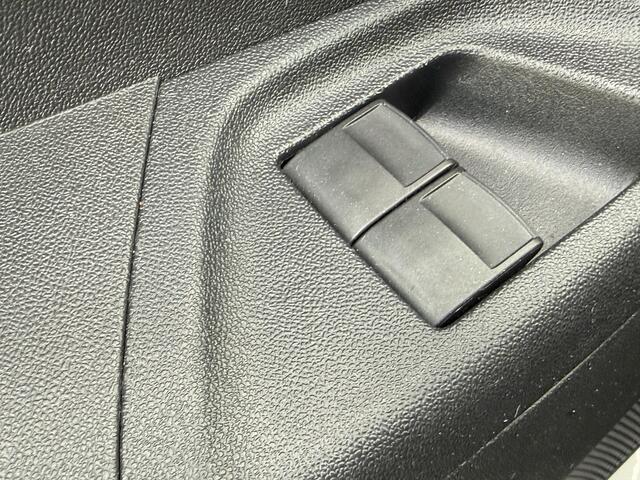 Peugeot 108 1.2 Puretech TOP! Roland Garros ALL IN RIJKLAARPRIJS/Open dak/Camera/Climate Controle