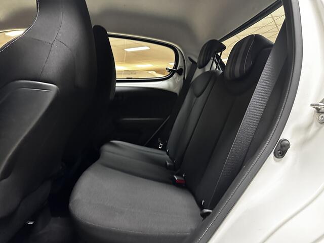 Peugeot 108 1.0 e-VTi Active/ Airco/ C.V. Afstand/ Elek. pakket/ Isofix/ Bluetooth/ Multi. Stuur/ Mistl./ LED Dagrijverl./ C.V.Afstand.
