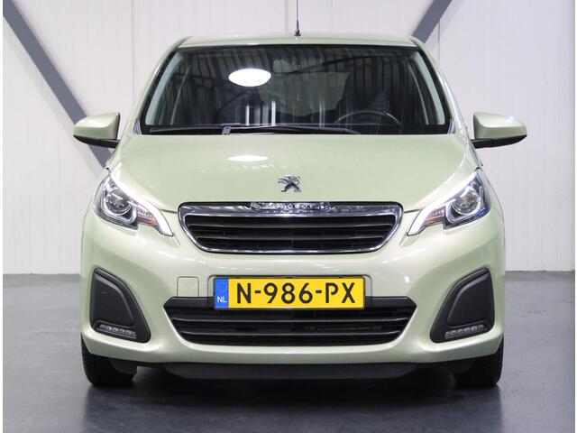Peugeot 108 1.0 e-VTi Active | 1ste eigenaar | Airco | Bluetooth | LED | Start/Stop Systeem | Buitenspiegels elektrisch verstel -en verwarmbaar | Isofix | Privacy Glass |