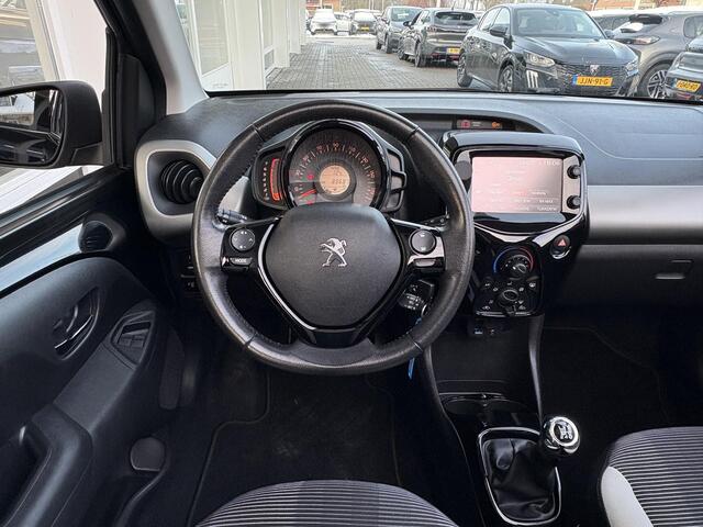 Peugeot 108 1.0 e-VTi Allure TOP! | Navigatie | Snelheidsbegrenzer | Airco | Lichtmetalen velgen | Mistlampen | Privacy Glass
