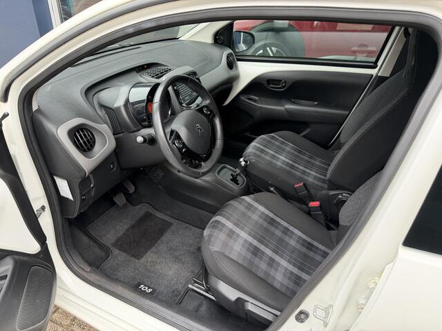 Peugeot 108 1.0 e-VTi Active | Automaat | Dealer onderhouden | Lage km stand:25.400 | Airco | 5 Deurs | LED Dagrijverlichting | Groot scherm | Apple carplay | Bleutooth Telefoon & Audio | Elektrisch Pakket | Stuurwielbediening
