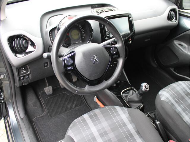 Peugeot 108 1.0 e-VTi Blue Lease Executive Camera/ClimateComtrol/15"LMV/AppleCarplay/AndroidAuto