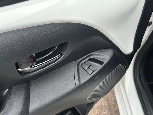 Peugeot 108 1.0 e-VTi Allure / Cruisecontrole ! / Keyless / Climatecontrole