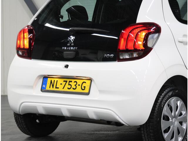 Peugeot 108 1.0 e-VTi Blue Lion | Airco | Bluetooth | LED | Start/Stop Systeem | Buitenspiegels elektrisch verstel -en verwarmbaar | Isofix |