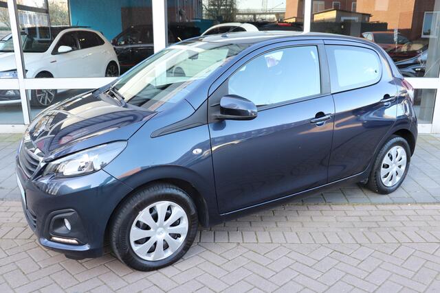 Peugeot 108 1.0 e-VTi Active Automaat. Trekhaak voor fietsendrager, cruise controle.