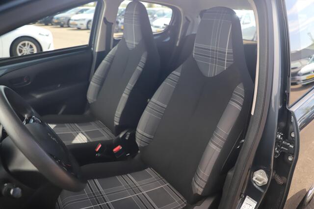 Peugeot 108 1.0 e-VTi Active Airco Radio Bluetooth Elektrische Ramen