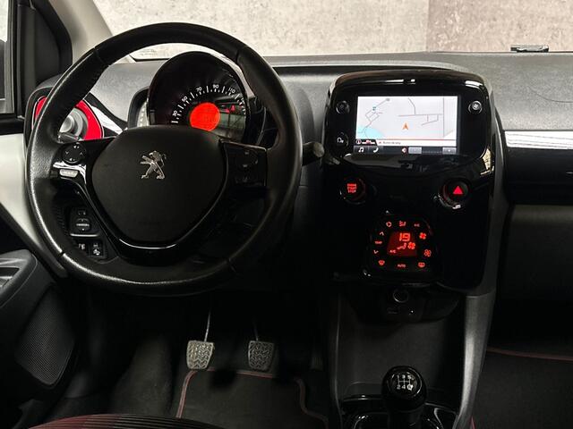 Peugeot 108 1.0 e-VTi GT-Line (NAVIGATIE, CLIMATE, LEDER, SPORTSTOELEN, KEYLESS START, CAMERA, GETINT GLAS, LM VELGEN, CRUISE, NIEUWSTAAT)