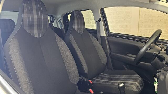 Peugeot 108 1.0 e-VTi (72Pk) Active Pack Dynamic Airco Bluetooth Géén Afleve