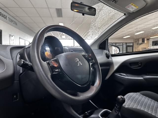 Peugeot 108 1.0 e-VTi Active/ DEALER ONDERHOUDEN!/ LED Dagrijverl./ Airco!/ DAB+/ Bluetooth/ Multi.Stuur/ Elek.Pakket/ Isofix/ C.V.afstand.