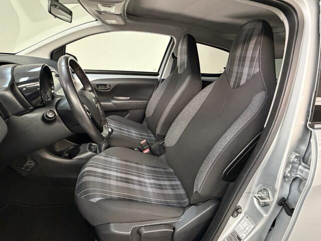 Peugeot 108 1.0 e-VTi Active TOP! Cabriodak Airco / Carplay / Camera / December 2019