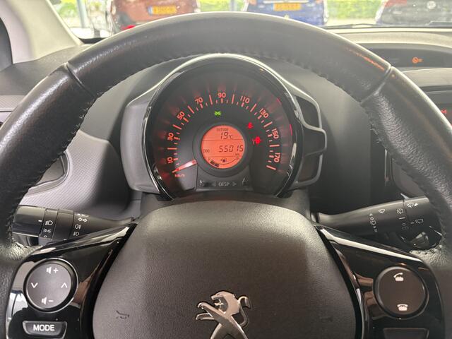 Peugeot 108 1.0 e-VTi Access Airco - Cruise control - Radio - Led verlichting - USB-aansluiting - Start/stop systeem - Achterbank neerklapbaar