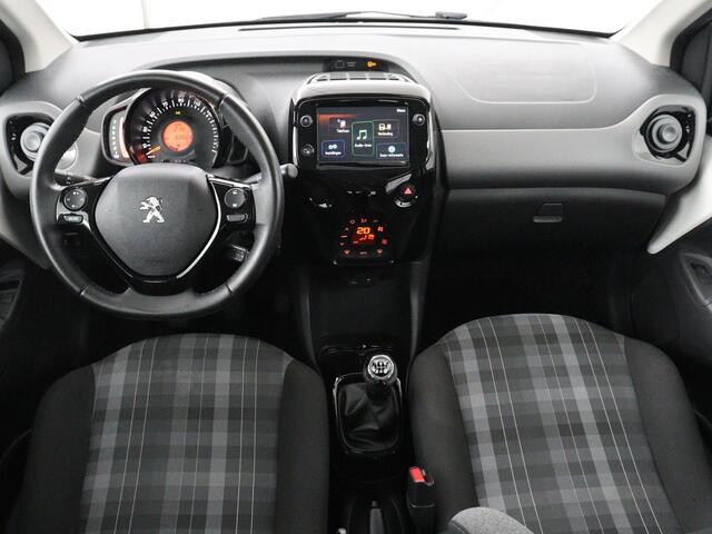 Peugeot 108 1.0 e-VTi Executive | Carplay | Camera | Climate control | Speedlimiter | Bluetooth | Lichtmetalen velgen | Origineel NL
