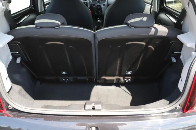 Peugeot 108 1.0 e-VTi Active Airco Radio Bluetooth LED Elektrische Ramen Centrale Vergrendeling