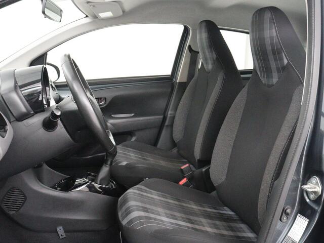 Peugeot 108 1.0 e-VTi Allure | Cruise control | Navigatie | DAB+ | Mirrorlink | Bluetooth | Airco