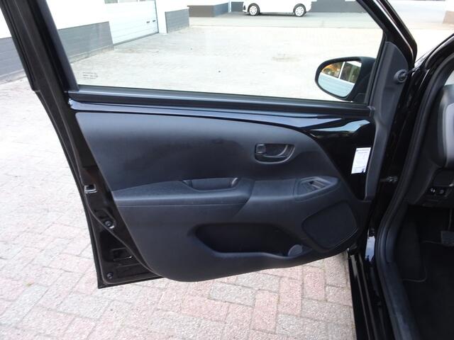 Peugeot 108 1.0 e-VTi Active Airco, elektrische ramen, centrale vergrendeling, enz.