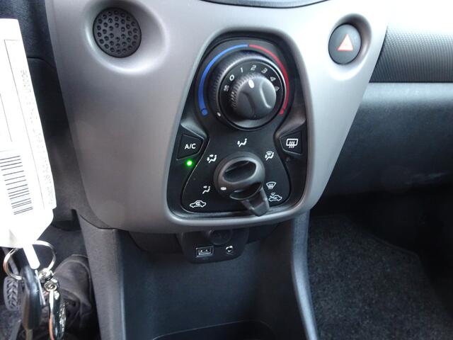 Peugeot 108 1.0 e-VTi Active Airco, elektrische ramen, centrale vergrendeling, enz.