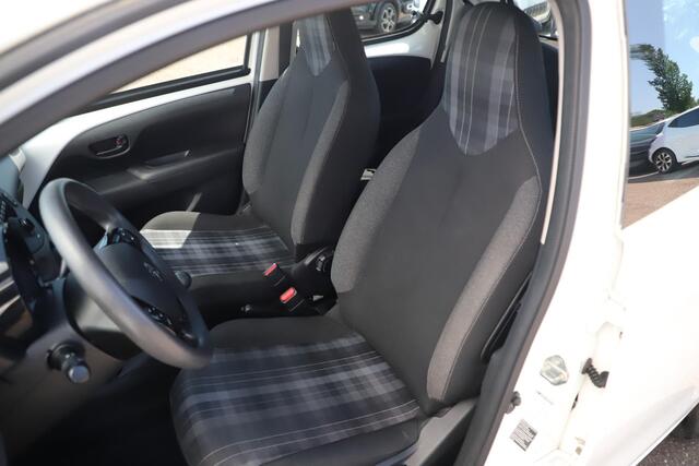 Peugeot 108 1.0 e-VTi Active Airco Radio Bluetooth Elektrische Ramen