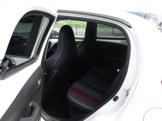 Peugeot 108 1.0 e-VTi GT-Line BOMVOL | KEYLESS | H-LEER | NAVI | CAMERA