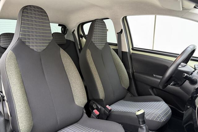 Peugeot 108 1.0 e-VTi Allure | 5 drs | Lage KM-stand | Climate control | Lichtmetalen velgen | Extra getint glas |