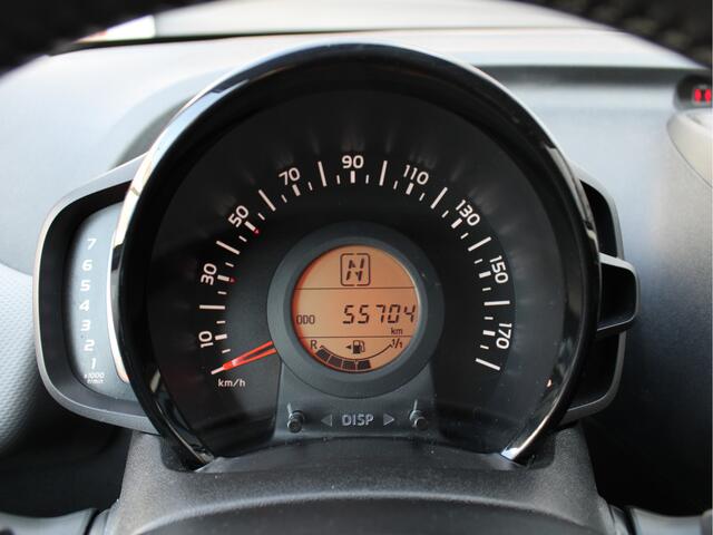 Peugeot 108 1.0 e-VTi Allure Automaat /Camera/15'LM/Carplay/LED/Climate control/CV/Bluetooth/ISOFIX/NAP! 2e eig!