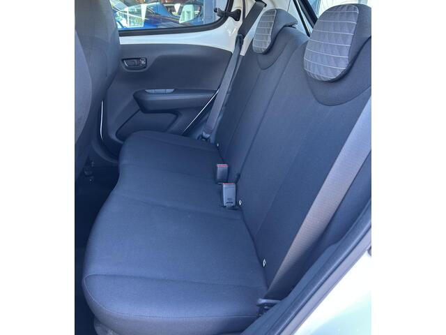 Peugeot 108 1.0 e-VTi Active | NL AUTO | Onderhoudshistorie | Airco | 5 Deurs | APK tot 20-01-2028 | 2 Sleutels |