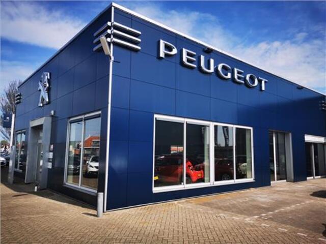 Peugeot 108 1.0 e-VTi Allure | Climate control | Camera | Apple Carplay/Android Auto