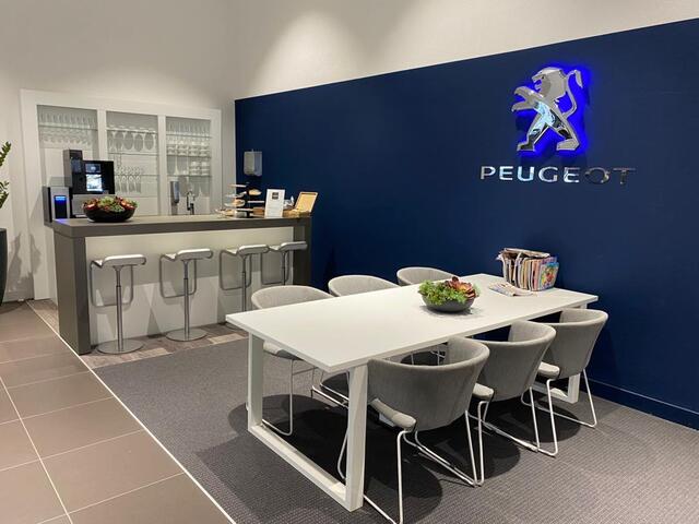 Peugeot 108 1.0 e-VTi Allure | Climate control | Camera | Apple Carplay/Android Auto