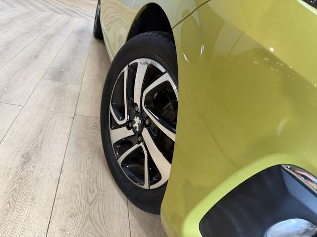 Peugeot 108 1.0 e-VTi Allure TOP! Airco ECC | Camera | Open dak | Keyless | 15" velgen | Apple Carplay | NL auto | Isofix | NAP |