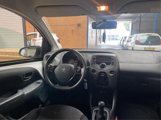 Peugeot 108 1.0 e-VTi 73pk Active / Airco