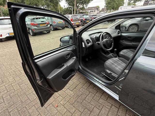 Peugeot 108 1.0 e-VTi Active / Airco/ Bluetooth/ Elektrische ramen/ LED