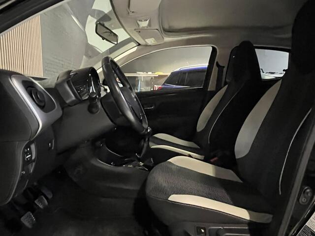Peugeot 108 1.2 Puretech Allure TOP! Navi.CruiseC.CimaC.achteruitC.LMV!!!