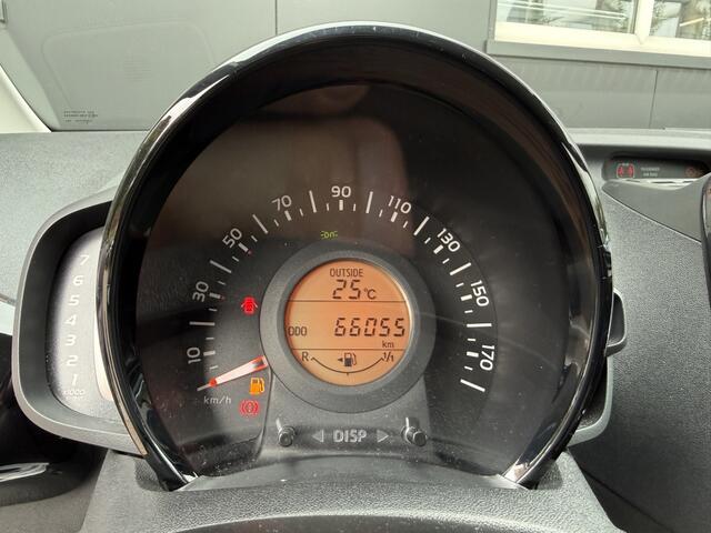 Peugeot 108 1.0 e-VTi Allure/Camera/Climate contr/Apple Carplay/Privacy glass/Lichtmetaal/