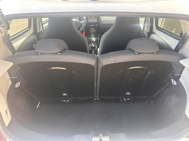 Peugeot 108 1.0 e-VTi Allure carplay,clima,camera